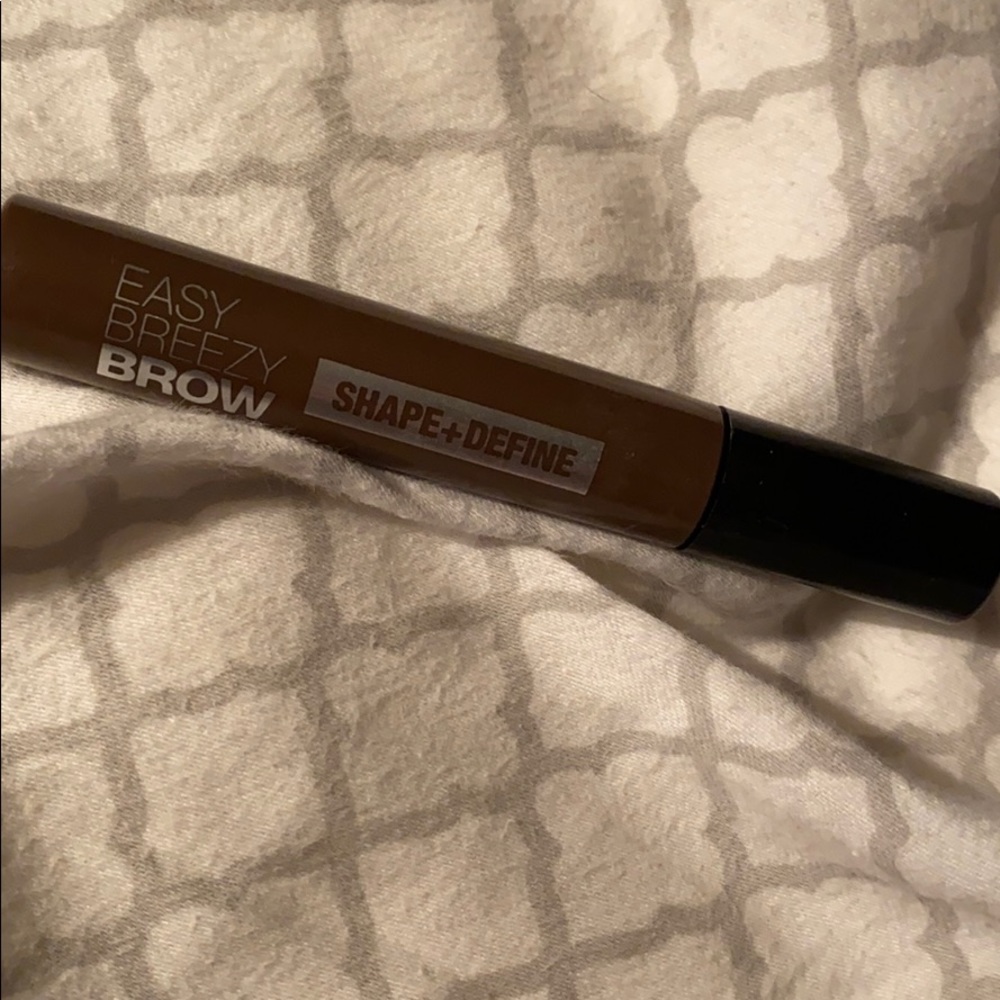 COVERGIRL Easy Breezy Brow Shape+Define